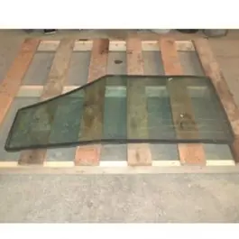 Modern Used Cab Glass - Door Fixed - Right Hand fits John Deere 7200 7210 7400 7410 7510 7600 7700 7710 7800 7810 7610 R186465